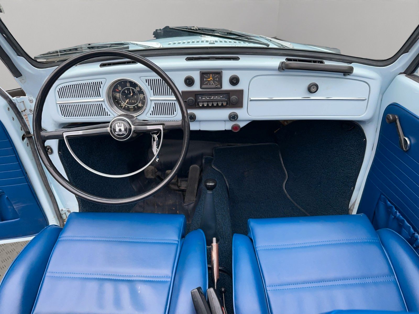 Fahrzeugabbildung Volkswagen Käfer 1500 Cabrio