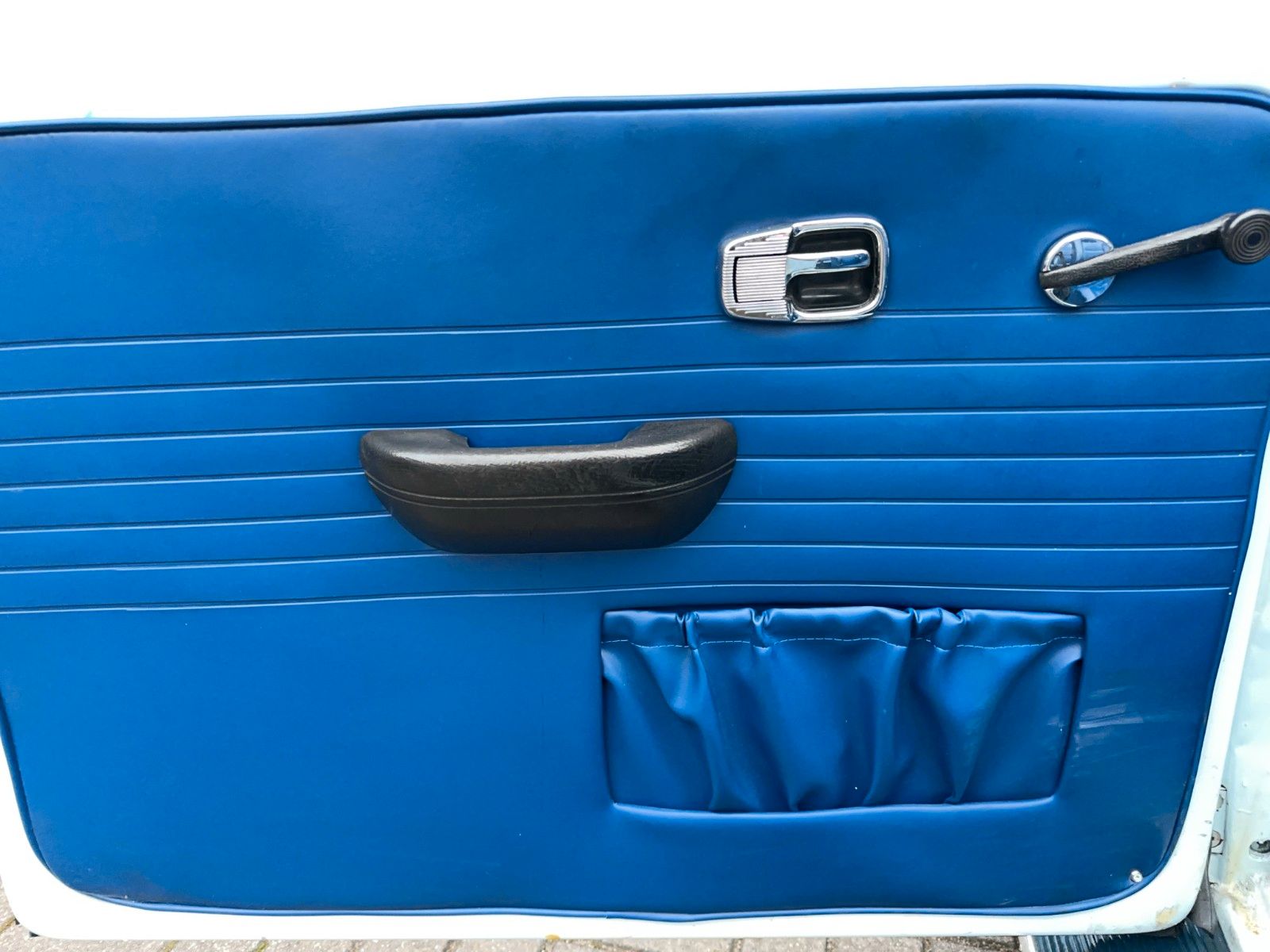 Fahrzeugabbildung Volkswagen Käfer 1500 Cabrio