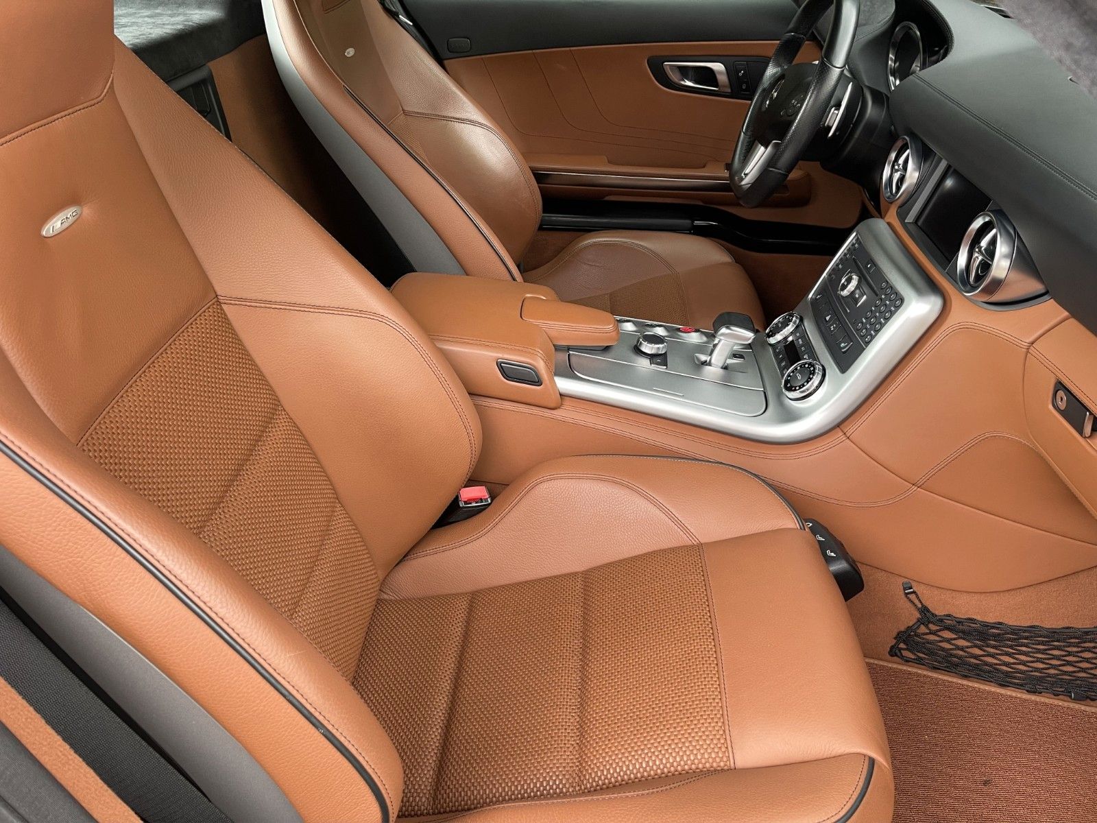 Fahrzeugabbildung Mercedes-Benz SLS AMG Coupe *Keramikbremsanlage*