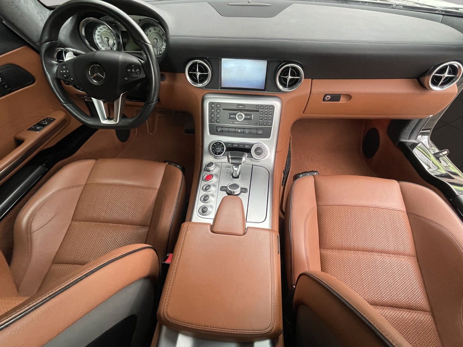 Fahrzeugabbildung Mercedes-Benz SLS AMG Coupe *Keramikbremsanlage*