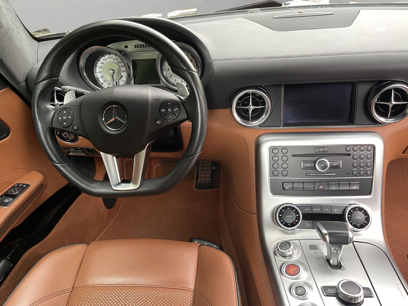 Fahrzeugabbildung Mercedes-Benz SLS AMG Coupe *Keramikbremsanlage*