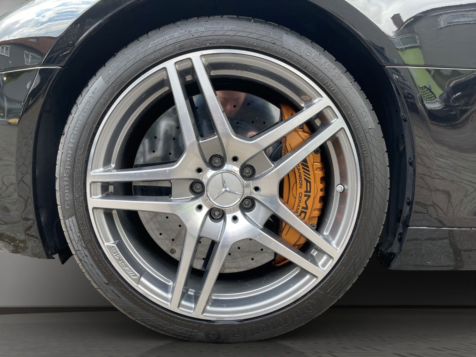 Fahrzeugabbildung Mercedes-Benz SLS AMG Coupe *Keramikbremsanlage*