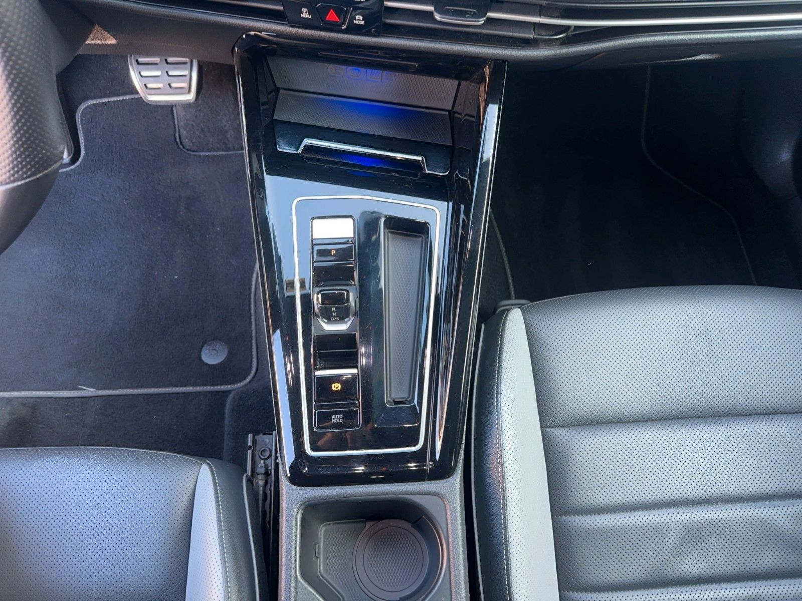 Fahrzeugabbildung Volkswagen Golf VIII 1.4 eHybrid OPF DSG GTE