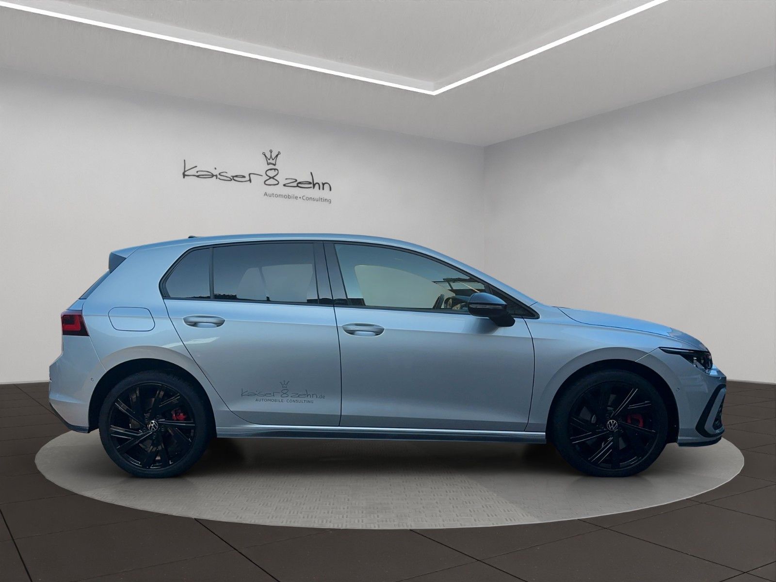 Fahrzeugabbildung Volkswagen Golf VIII 1.4 eHybrid OPF DSG GTE