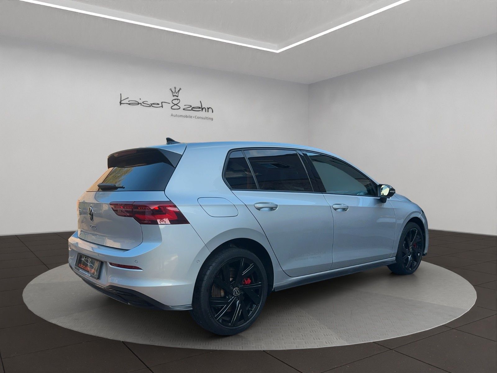Fahrzeugabbildung Volkswagen Golf VIII 1.4 eHybrid OPF DSG GTE