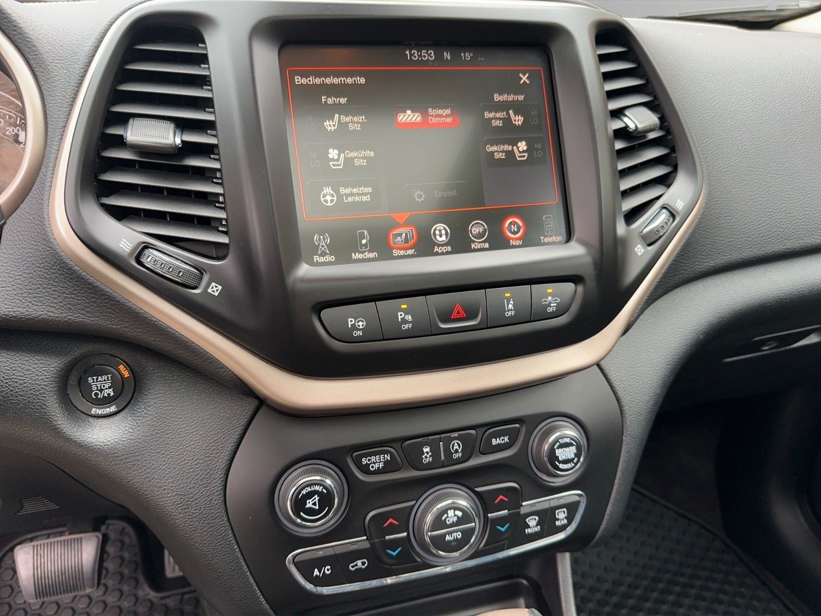 Fahrzeugabbildung Jeep Cherokee 2.2 Multijet Active 75th Anniversary