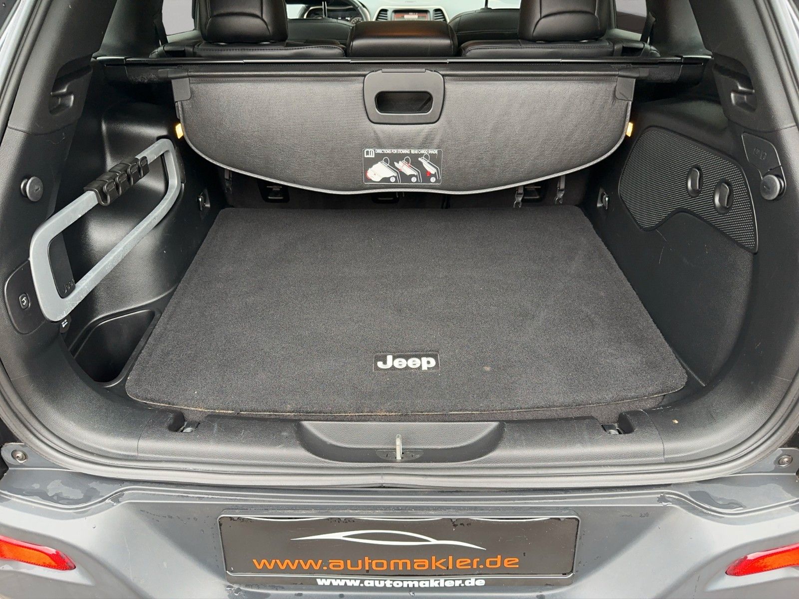 Fahrzeugabbildung Jeep Cherokee 2.2 Multijet Active 75th Anniversary