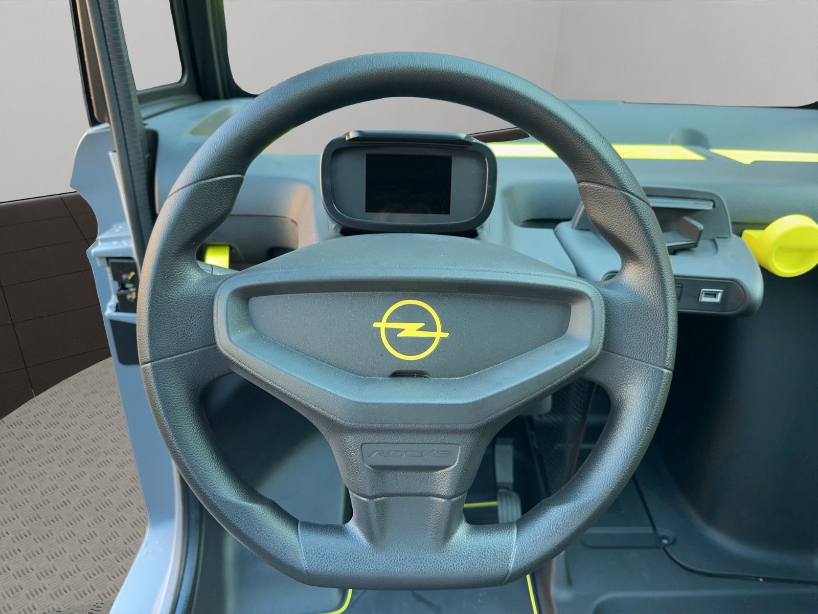 Fahrzeugabbildung Opel Rocks-e Tekno