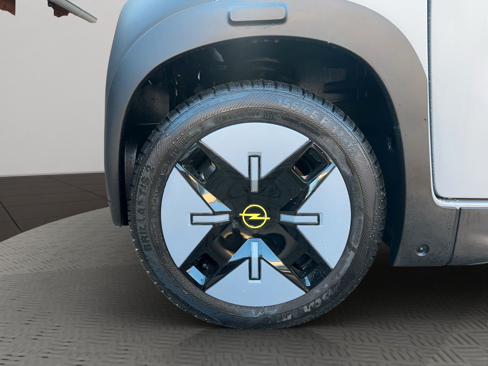 Fahrzeugabbildung Opel Rocks-e Tekno