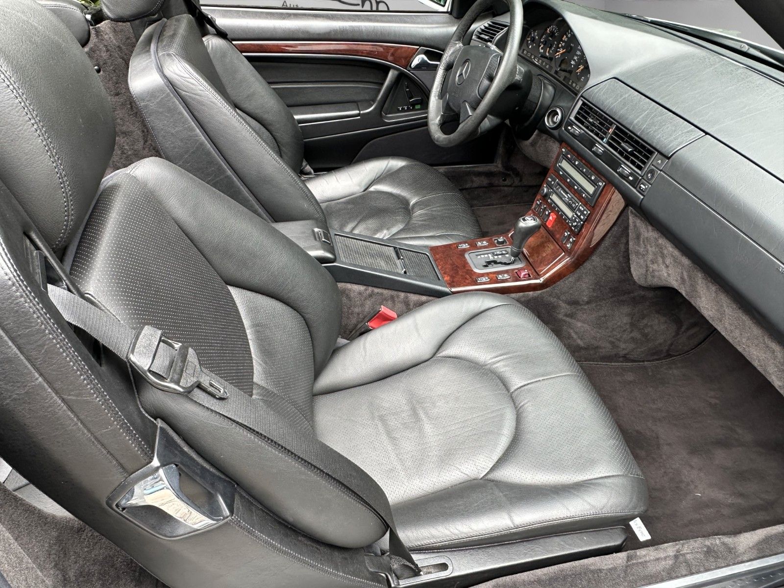 Fahrzeugabbildung Mercedes-Benz SL 320 R129 Classic Data 2+