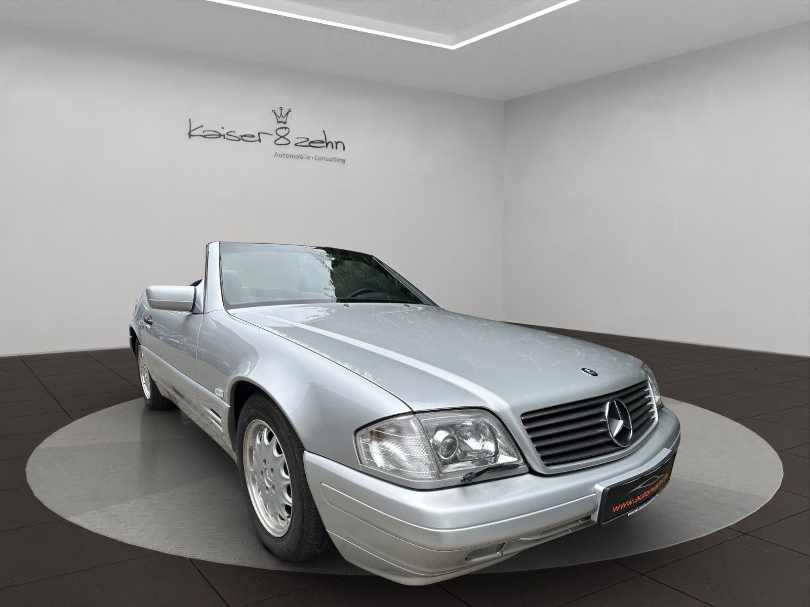 Fahrzeugabbildung Mercedes-Benz SL 320 R129 Classic Data 2+