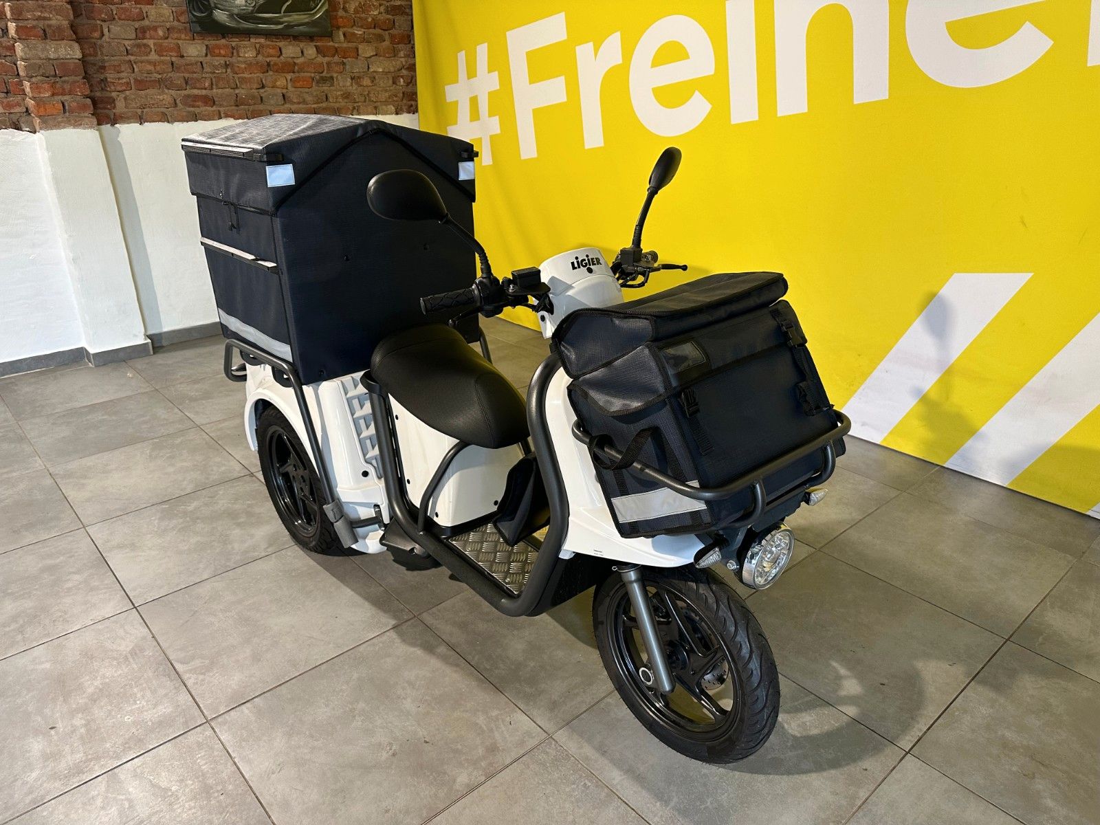 Fahrzeugabbildung Ligier Professional Pulse 3 L2e 8,2 kW