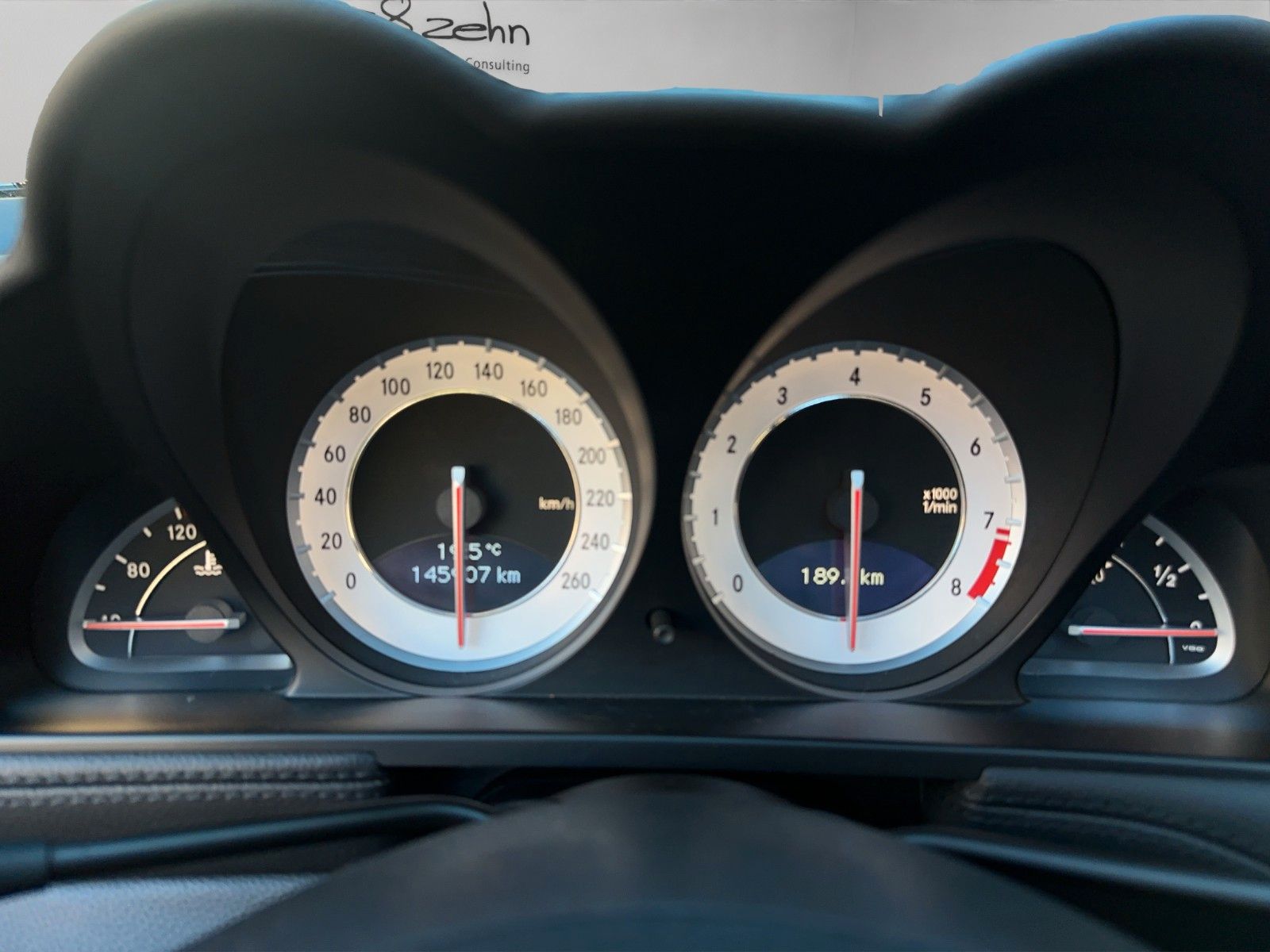 Fahrzeugabbildung Mercedes-Benz SL 350 R230