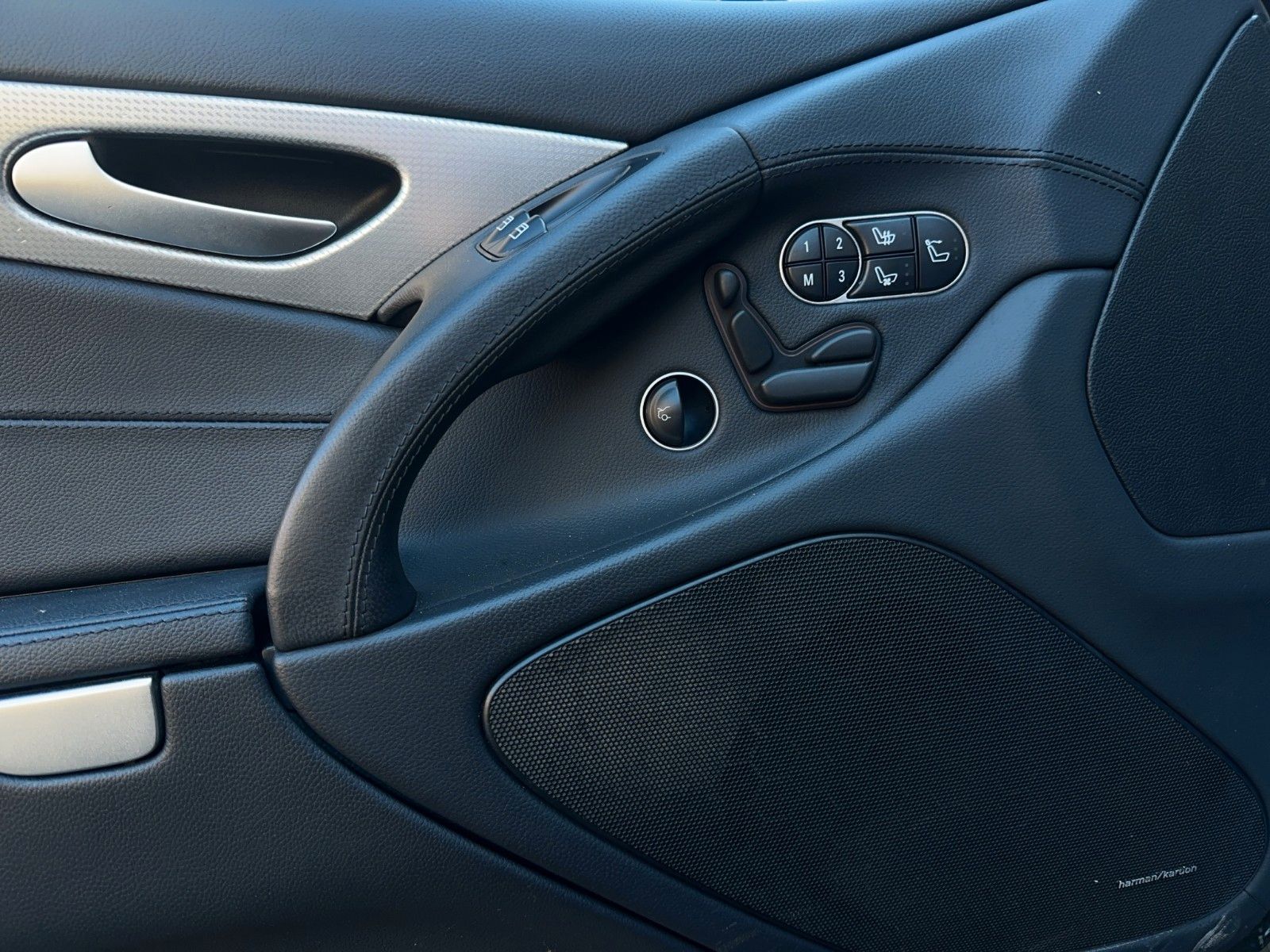 Fahrzeugabbildung Mercedes-Benz SL 350 R230