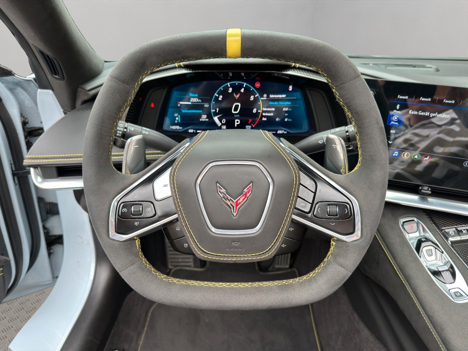 Fahrzeugabbildung Corvette C8 Stingray Cabriolet Z51 3LT neuwertig