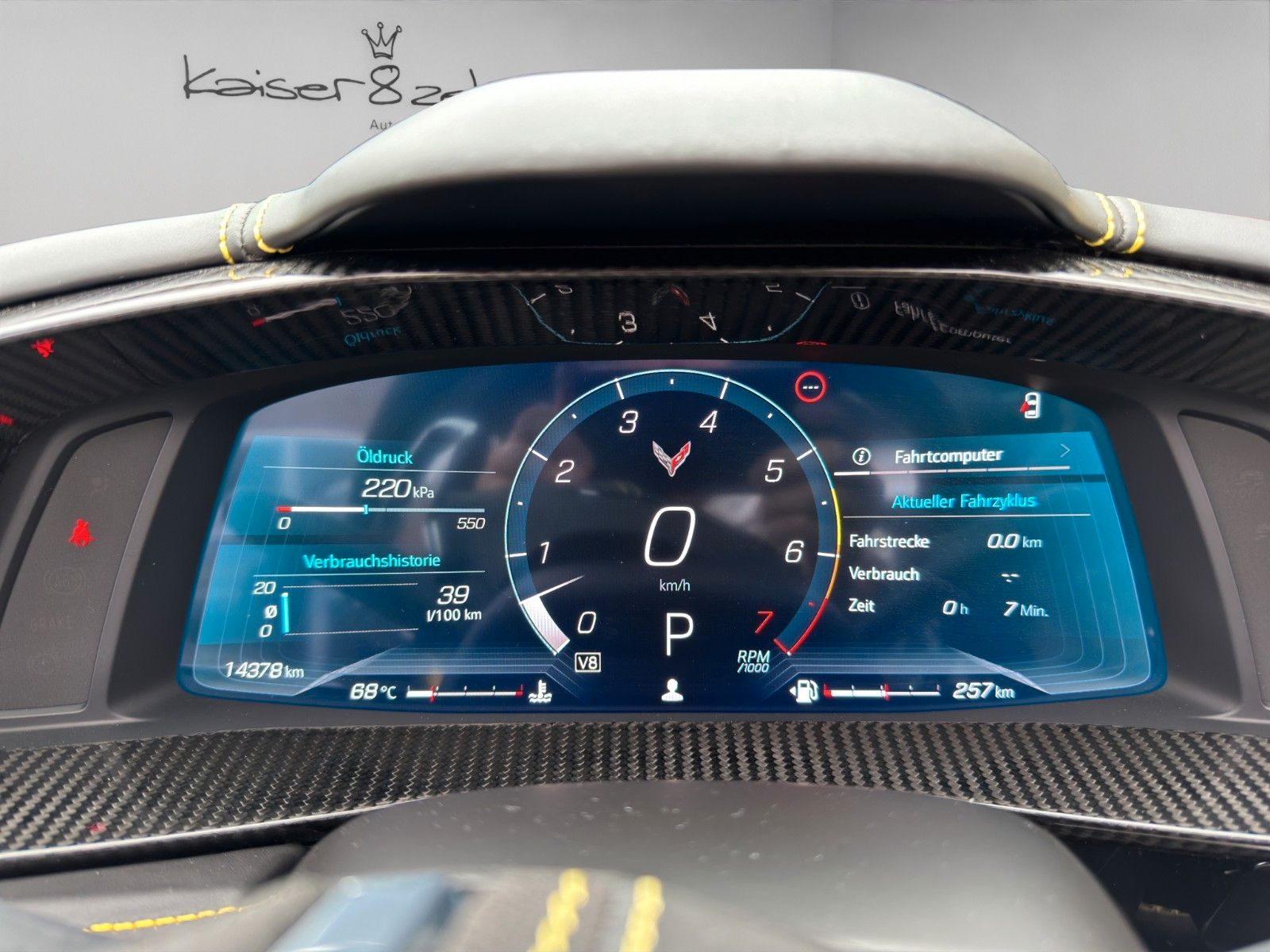 Fahrzeugabbildung Corvette C8 Stingray Cabriolet Z51 3LT neuwertig
