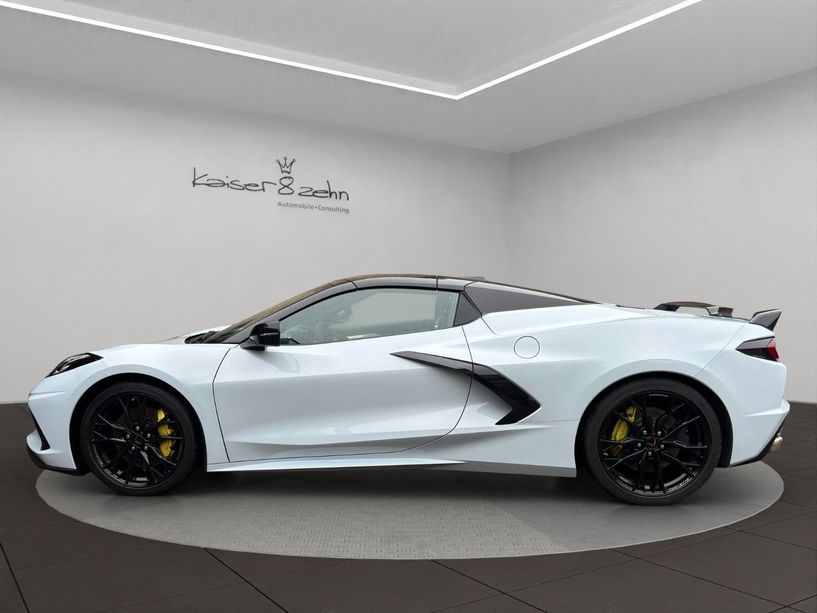 Fahrzeugabbildung Corvette C8 Stingray Cabriolet Z51 3LT neuwertig