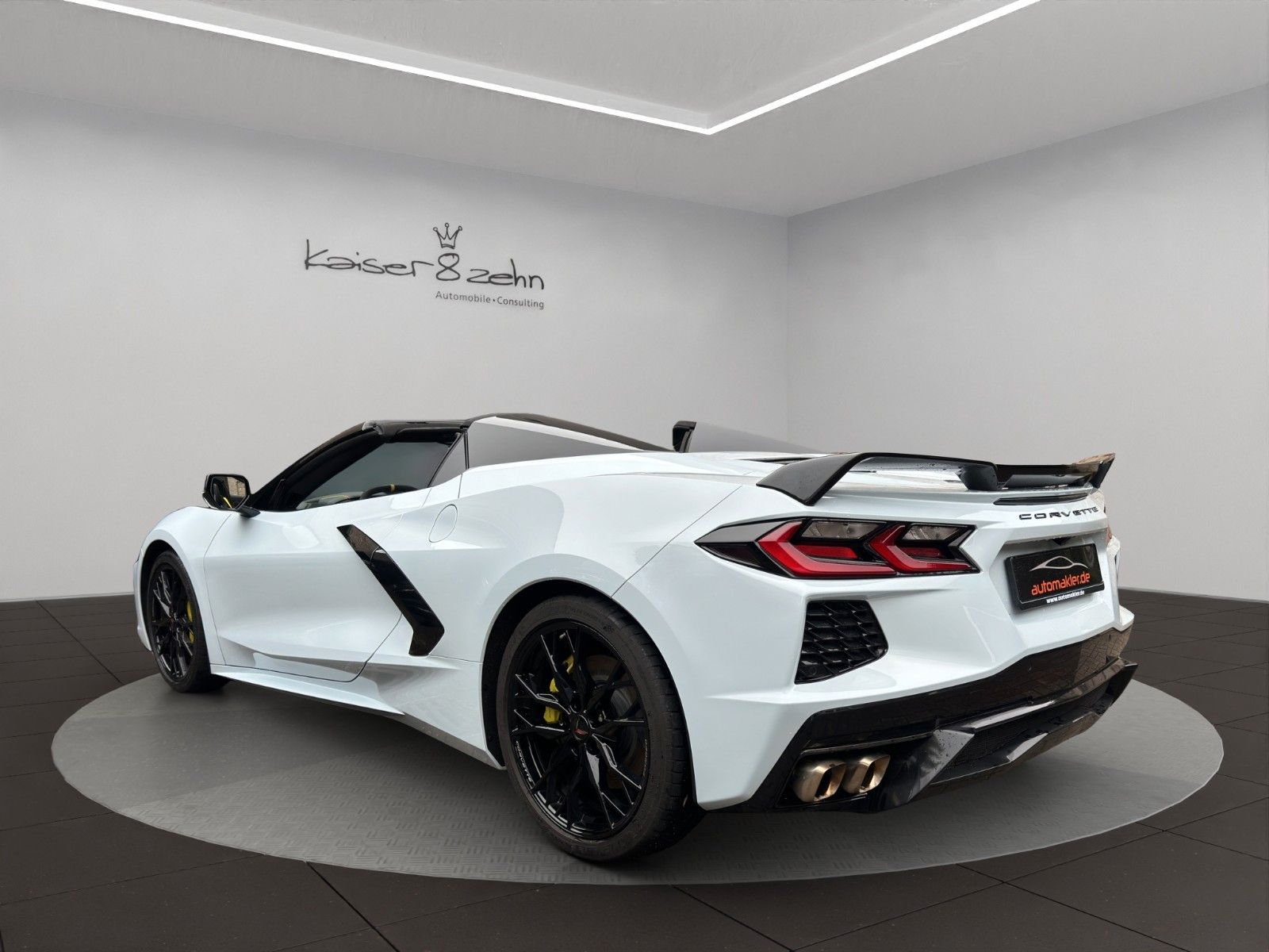 Fahrzeugabbildung Corvette C8 Stingray Cabriolet Z51 3LT neuwertig