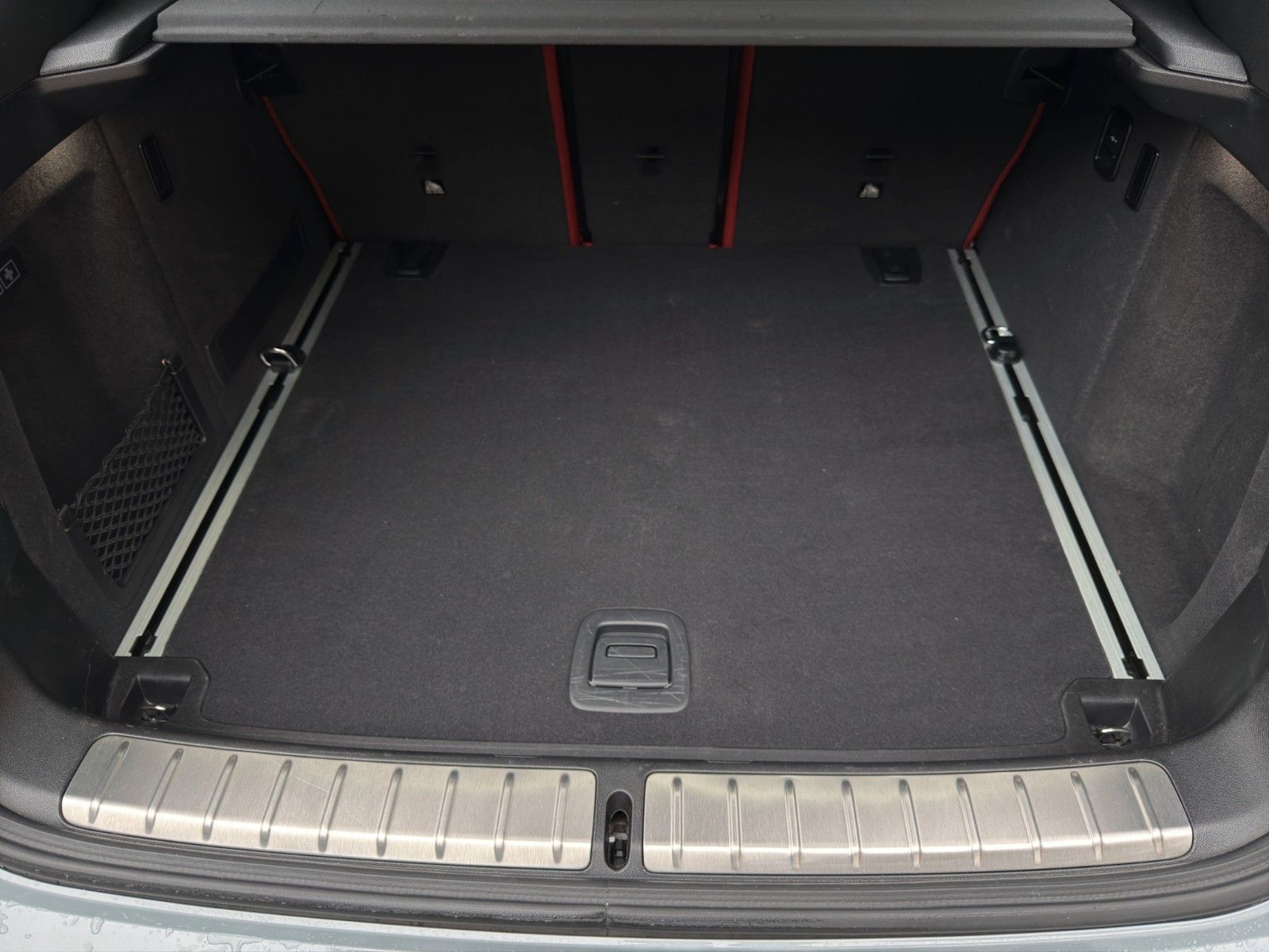 Fahrzeugabbildung BMW X4 M Baureihe X4 M Competition neuwertig