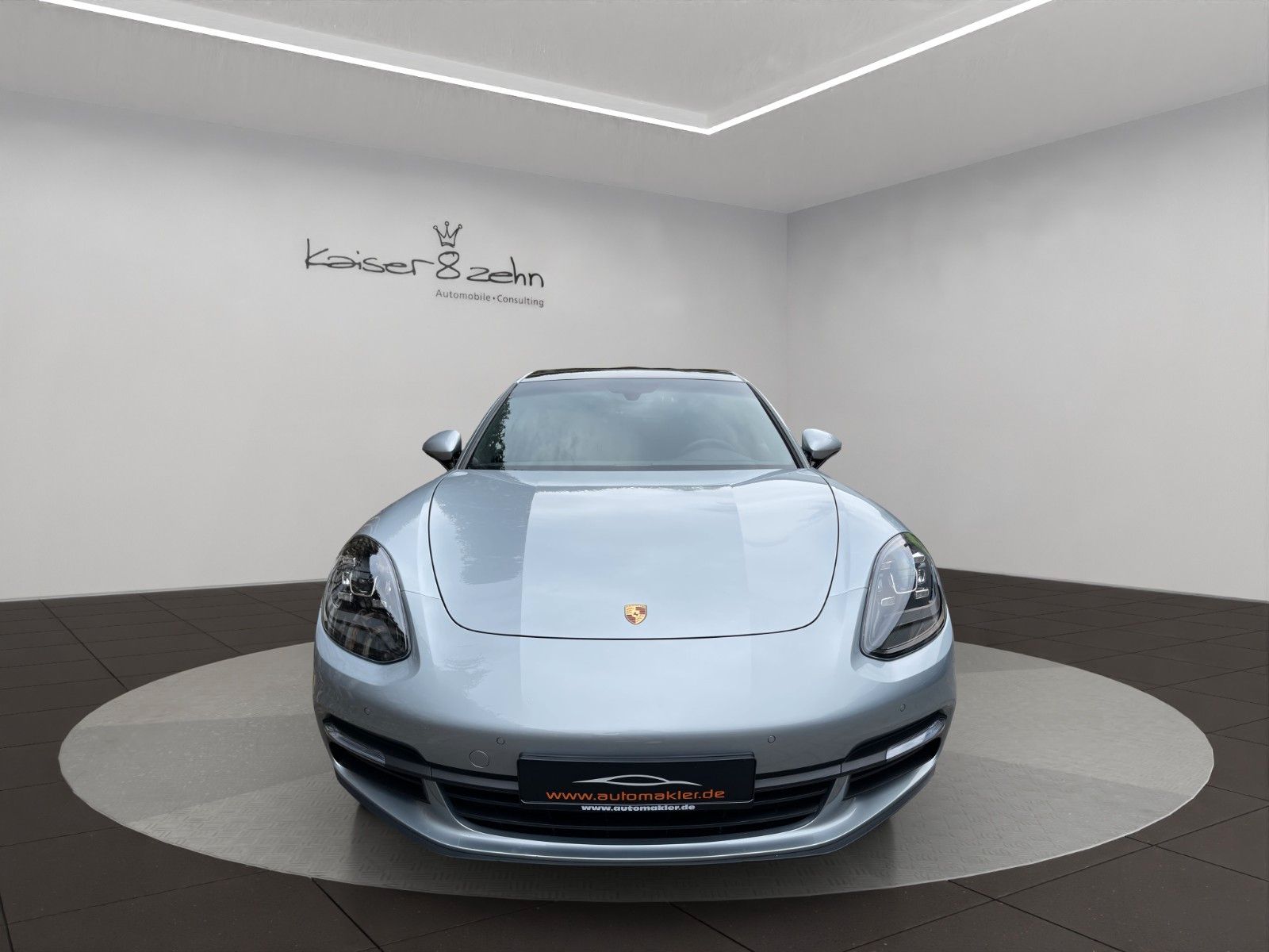 Fahrzeugabbildung Porsche Panamera Sport Turismo 4 *Panorama**SportDesign*