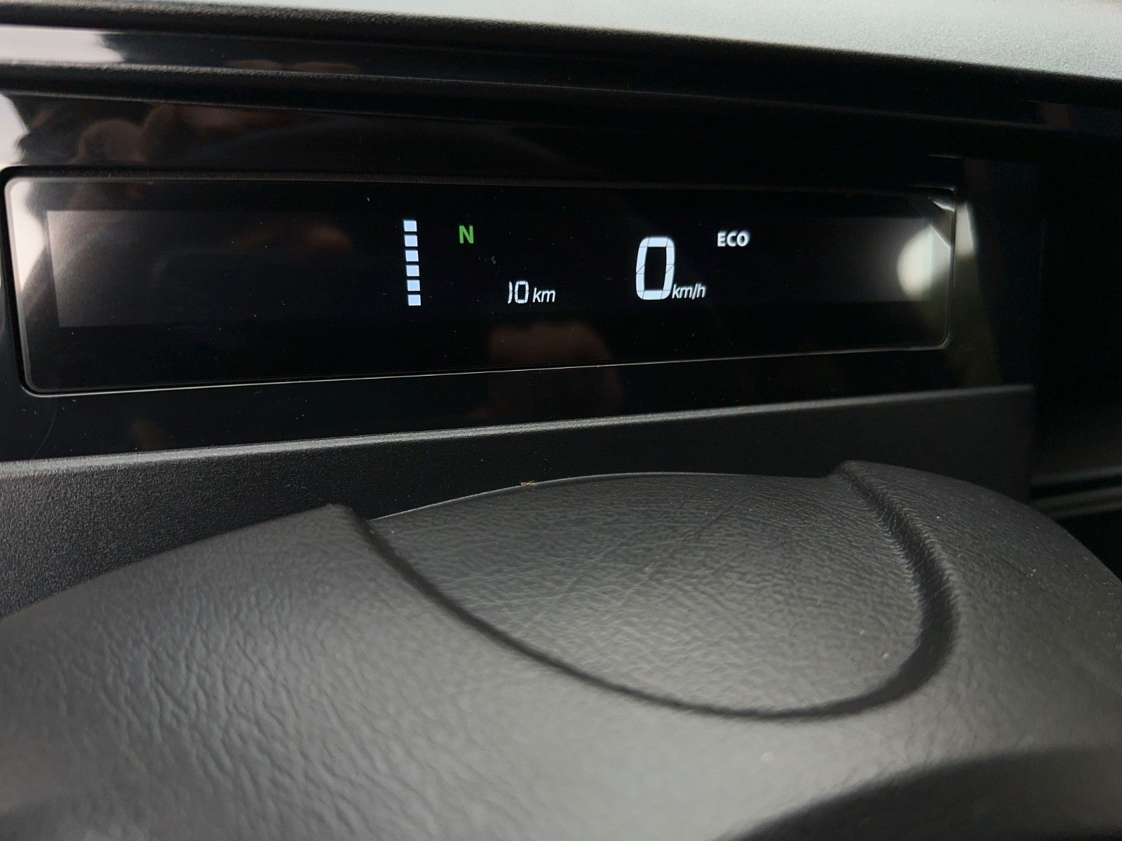 Fahrzeugabbildung Ligier Myli R.Ebel X *Carplay*