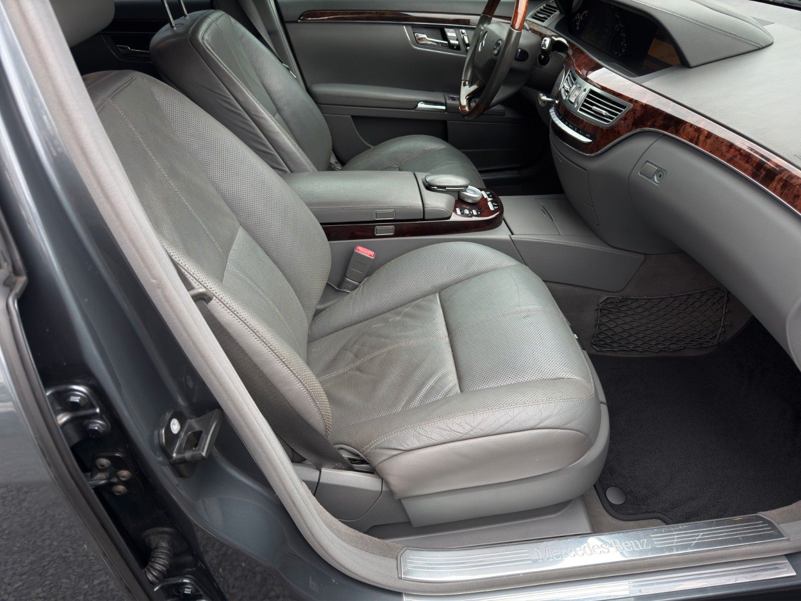 Fahrzeugabbildung Mercedes-Benz S 350