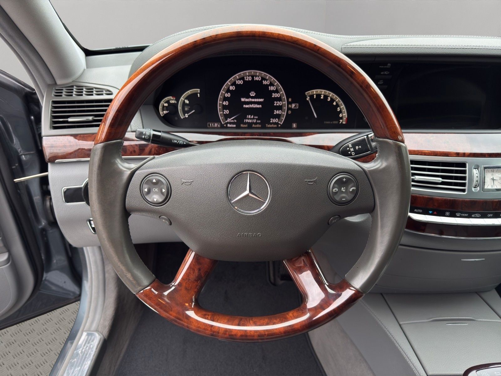 Fahrzeugabbildung Mercedes-Benz S 350