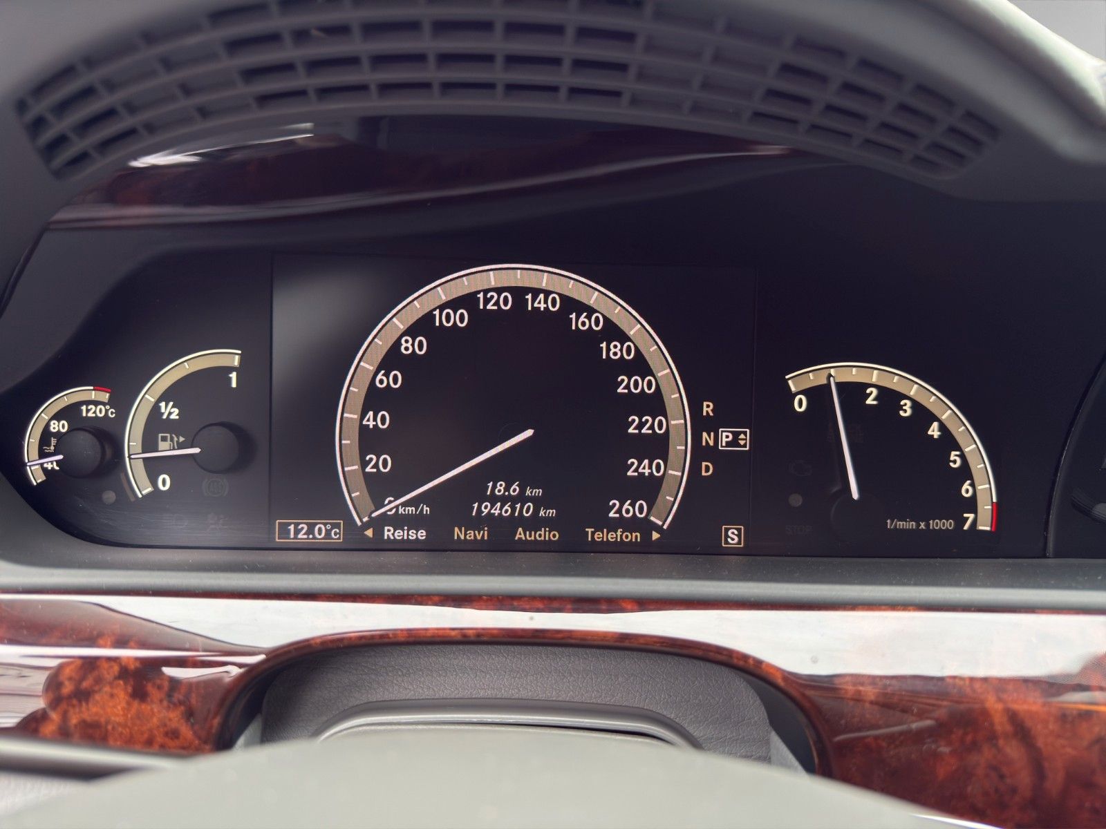 Fahrzeugabbildung Mercedes-Benz S 350