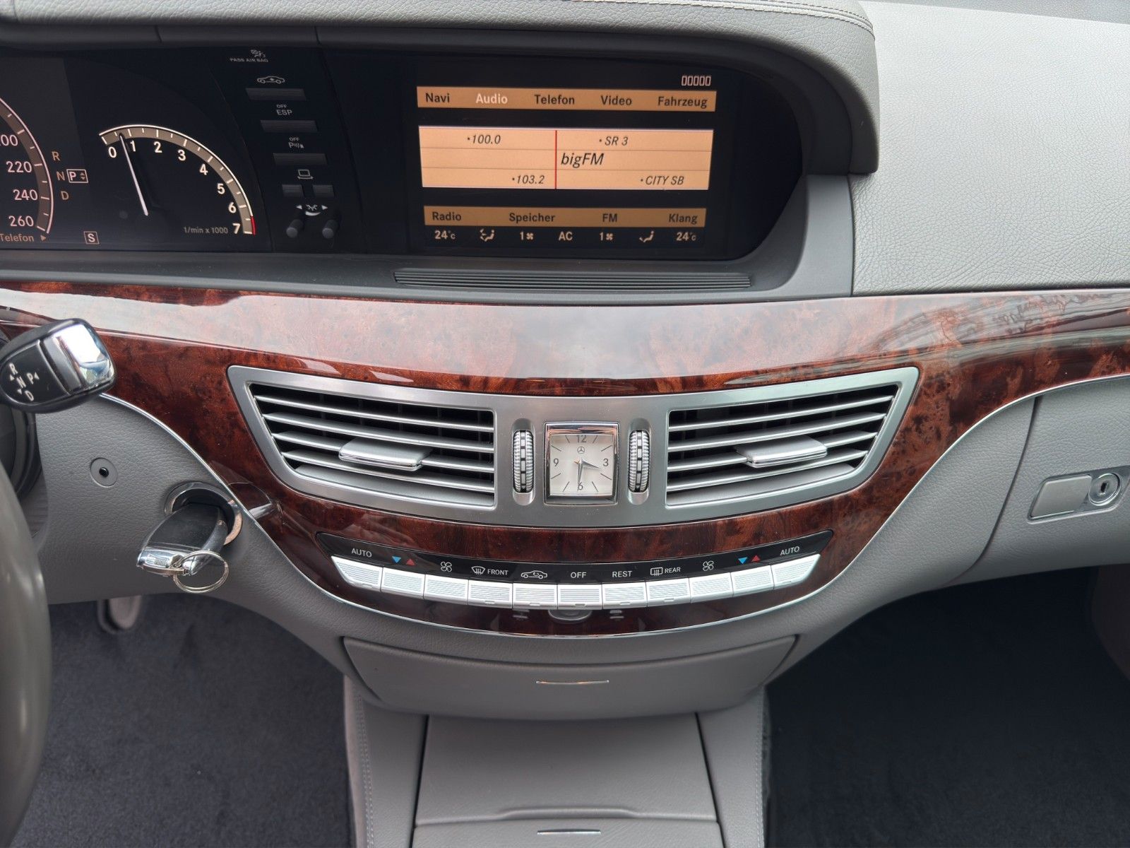 Fahrzeugabbildung Mercedes-Benz S 350
