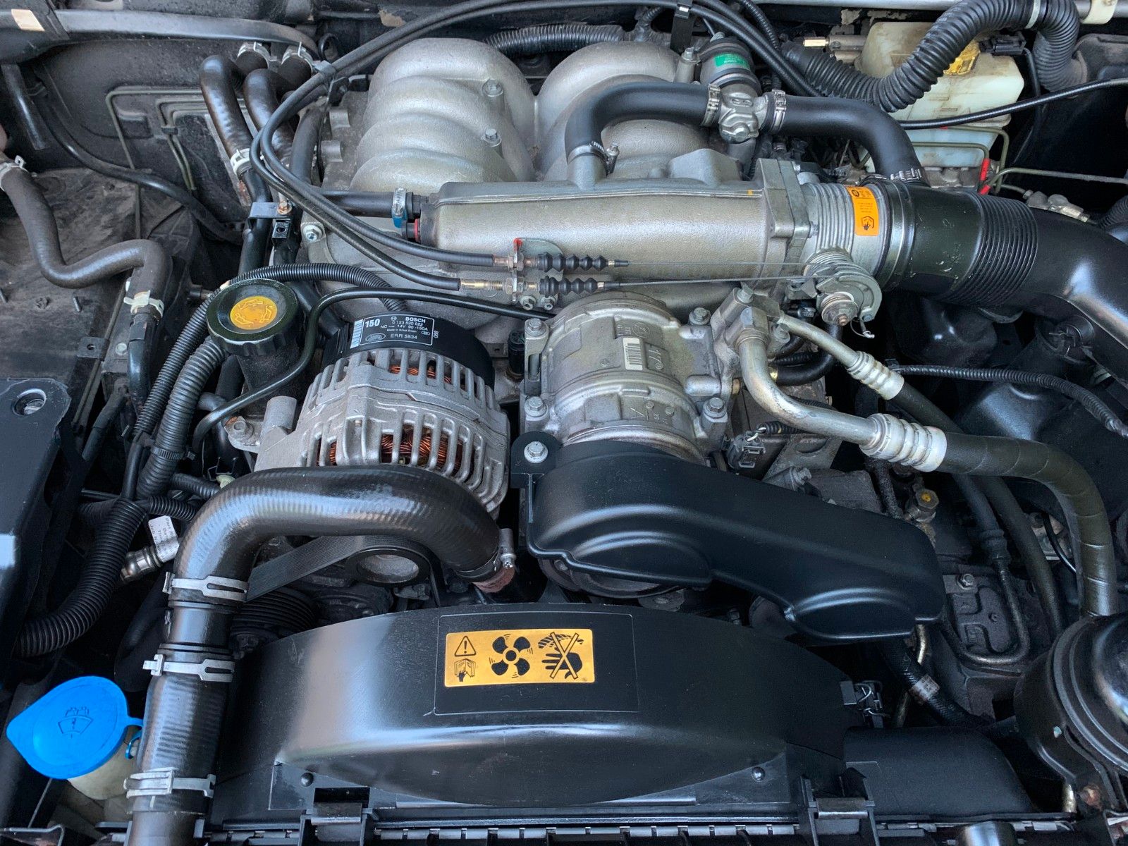 Fahrzeugabbildung Land Rover Range Rover 4.6 HSE Classic Data 2