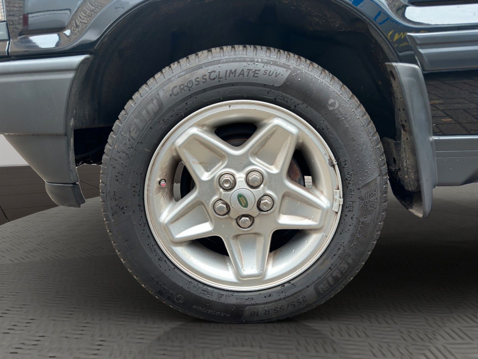 Fahrzeugabbildung Land Rover Range Rover 4.6 HSE Classic Data 2