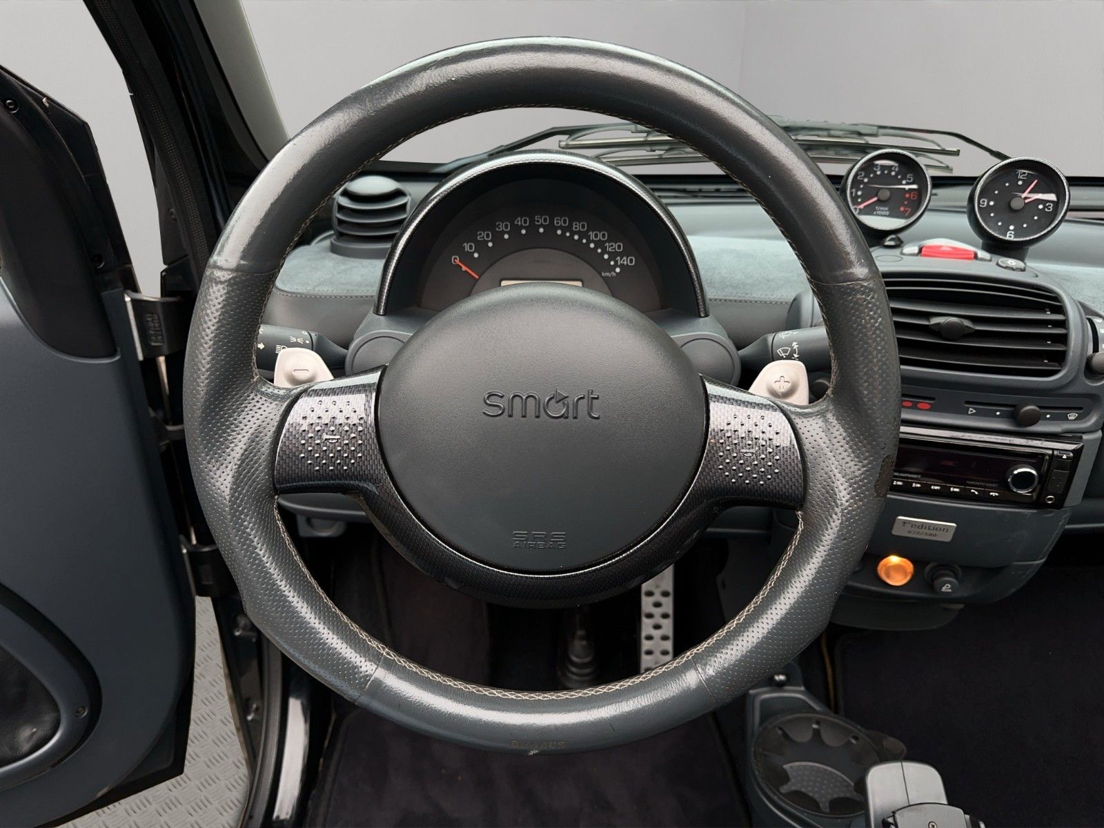 Fahrzeugabbildung Smart ForTwo 450 Cabrio Brabus 1st Edition
