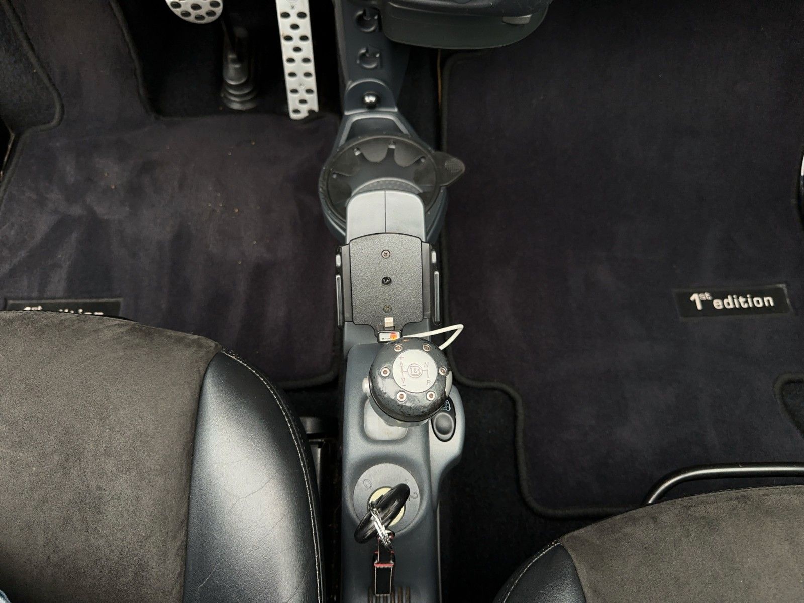 Fahrzeugabbildung Smart ForTwo 450 Cabrio Brabus 1st Edition