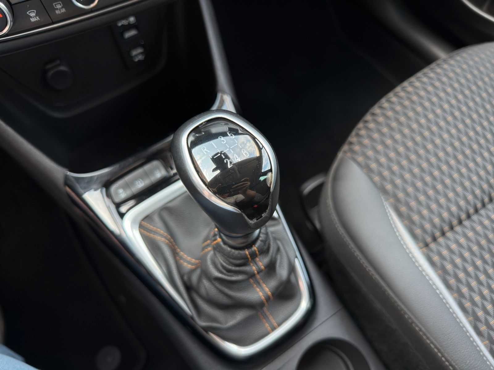 Fahrzeugabbildung Opel Crossland X Innovation *Apple CarPlay*Lenkradhzg