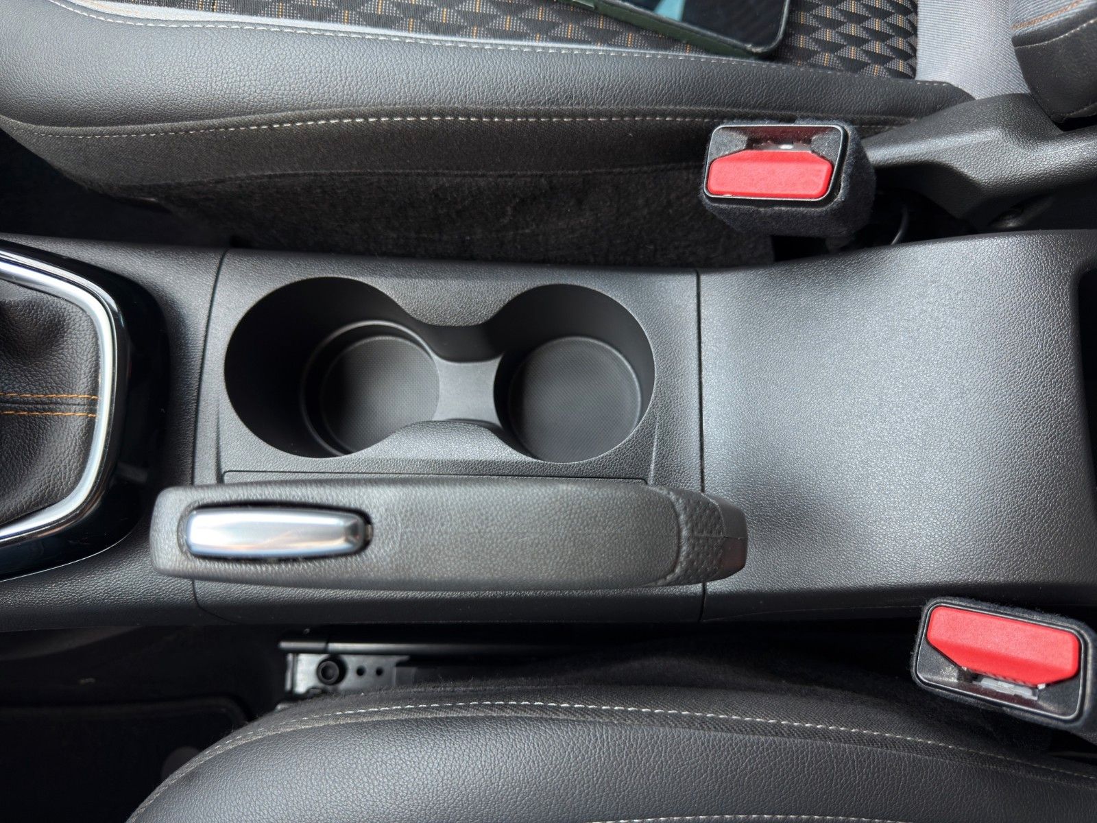 Fahrzeugabbildung Opel Crossland X Innovation *Apple CarPlay*Lenkradhzg