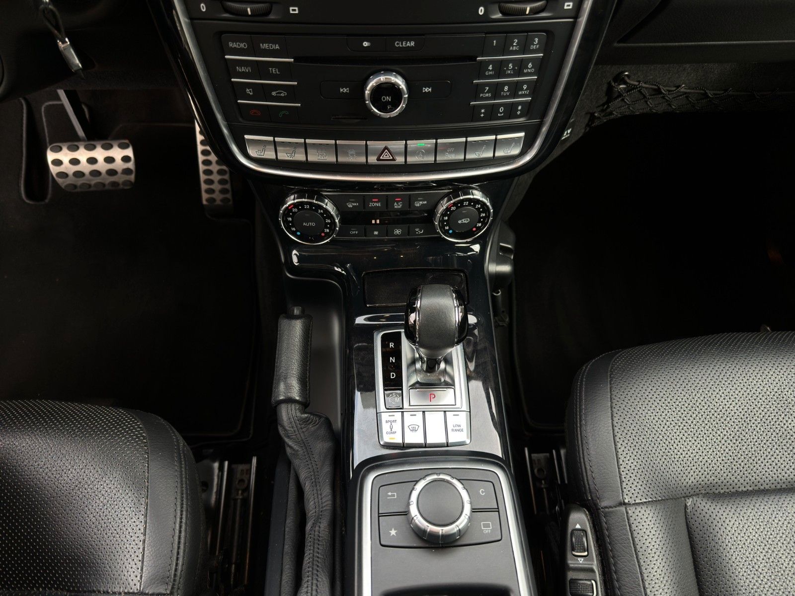 Fahrzeugabbildung Mercedes-Benz G 500 7G-TRONIC Exklusiv / Sportpaket
