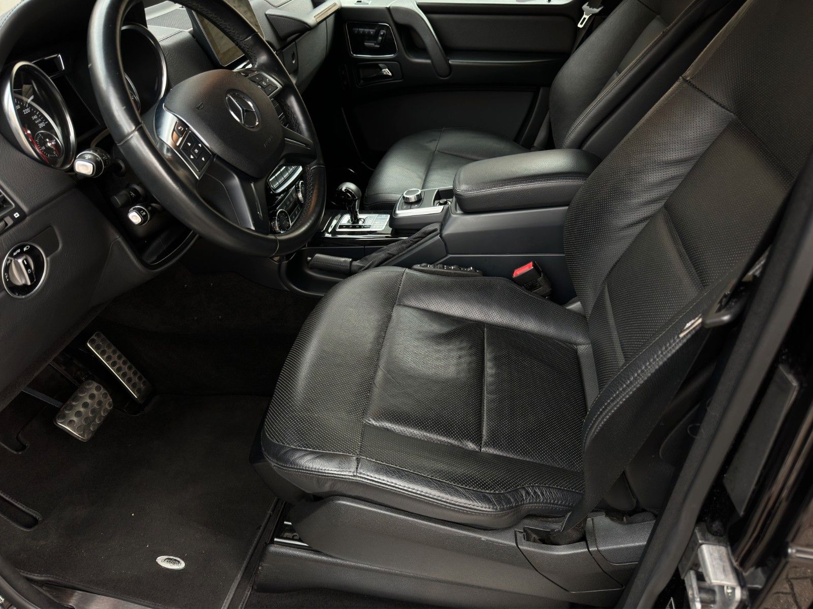 Fahrzeugabbildung Mercedes-Benz G 500 7G-TRONIC Exklusiv / Sportpaket