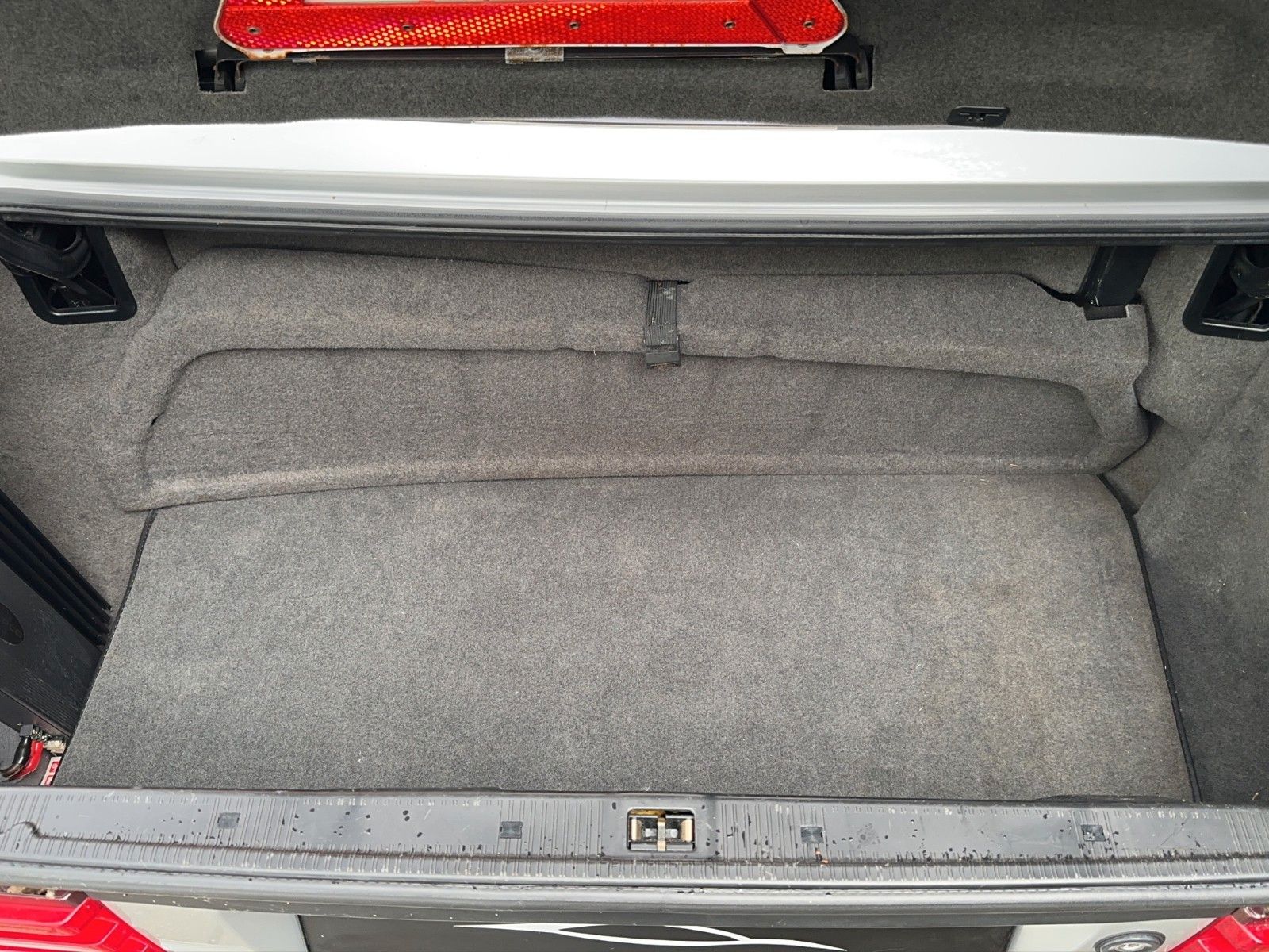 Fahrzeugabbildung Mercedes-Benz SL 280 R129 Classic Data 3+