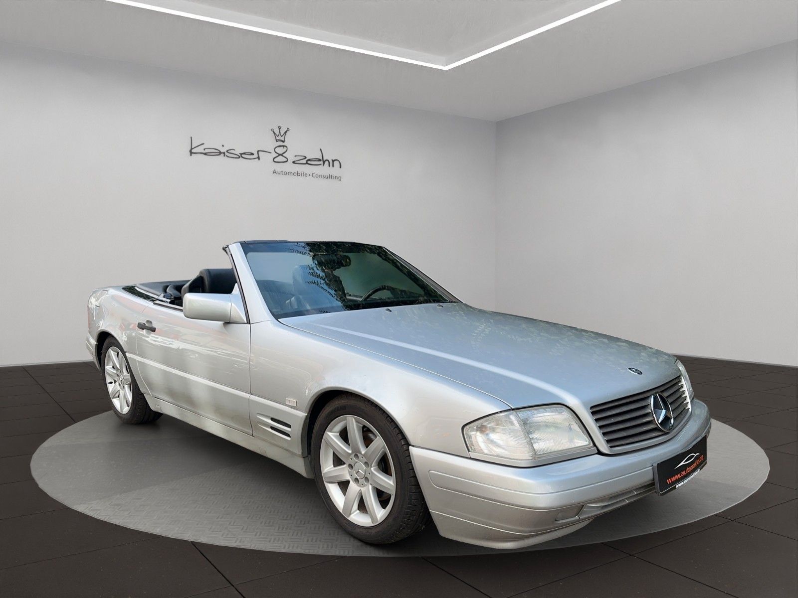 Fahrzeugabbildung Mercedes-Benz SL 280 R129 Classic Data 3+