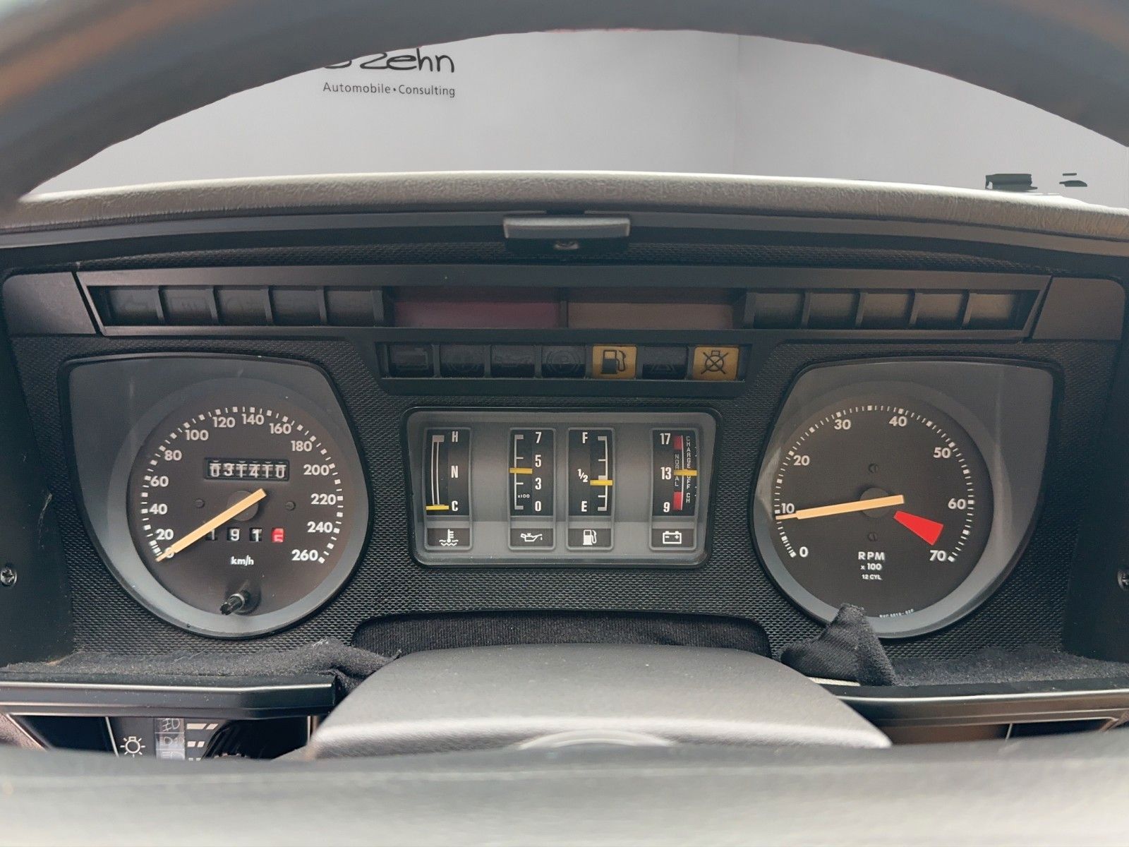 Fahrzeugabbildung Jaguar XJS Coupe V12 Classic Data 2
