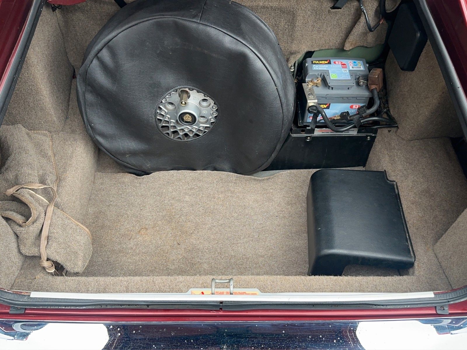 Fahrzeugabbildung Jaguar XJS Coupe V12 Classic Data 2