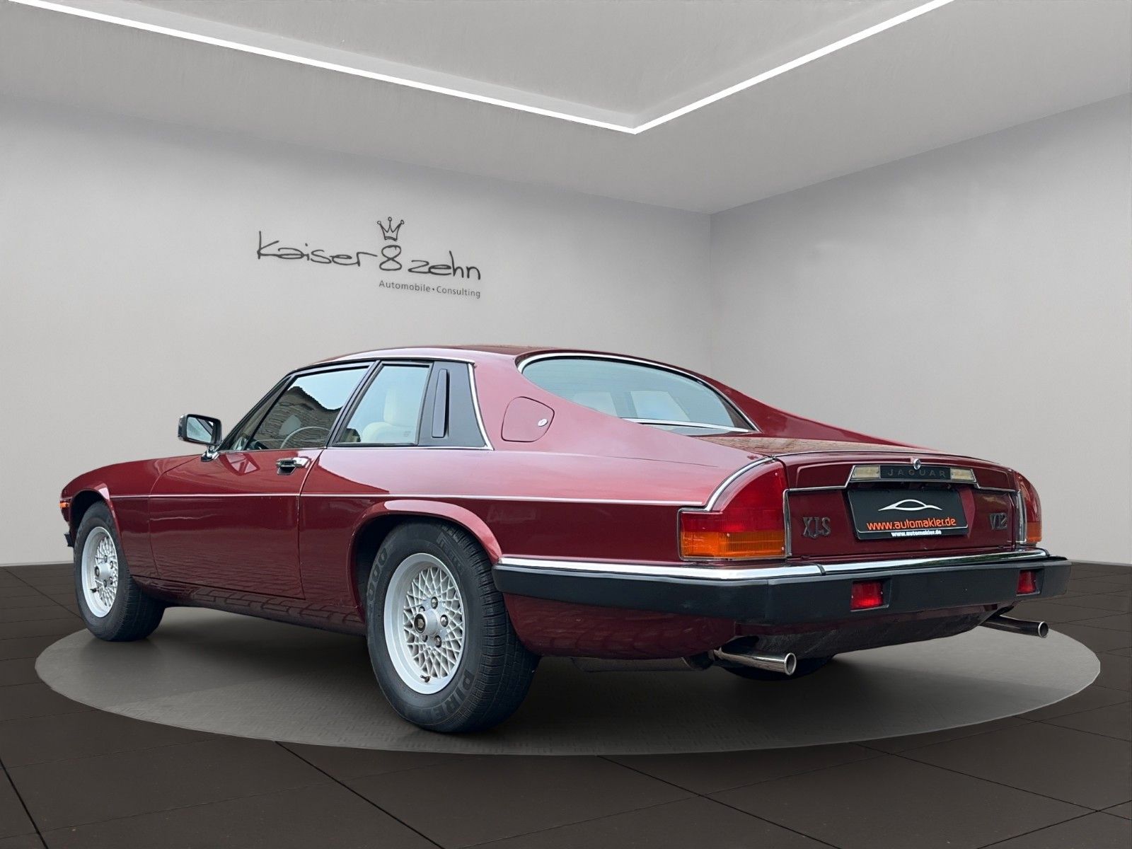 Fahrzeugabbildung Jaguar XJS Coupe V12 Classic Data 2