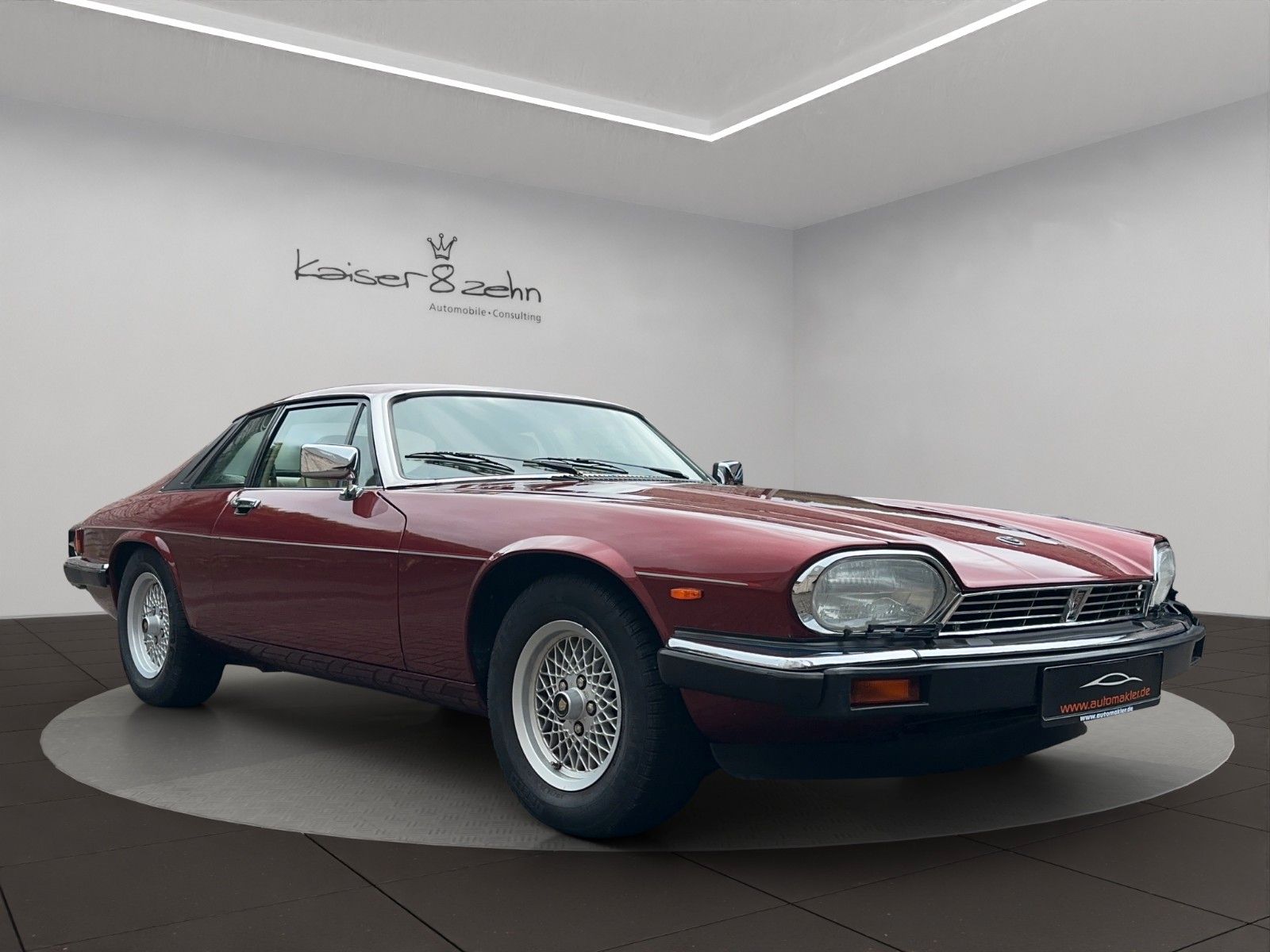 Fahrzeugabbildung Jaguar XJS Coupe V12 Classic Data 2
