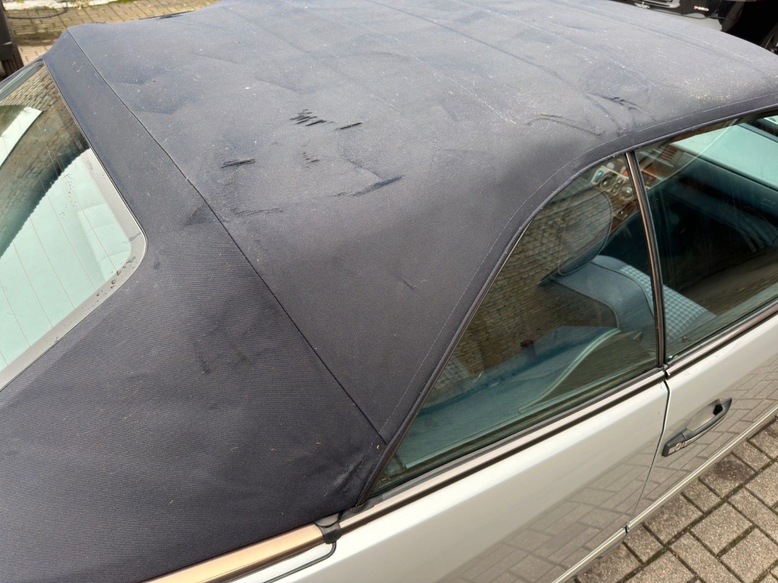 Fahrzeugabbildung Mercedes-Benz E 200 Cabrio A124 Classic Data 3+