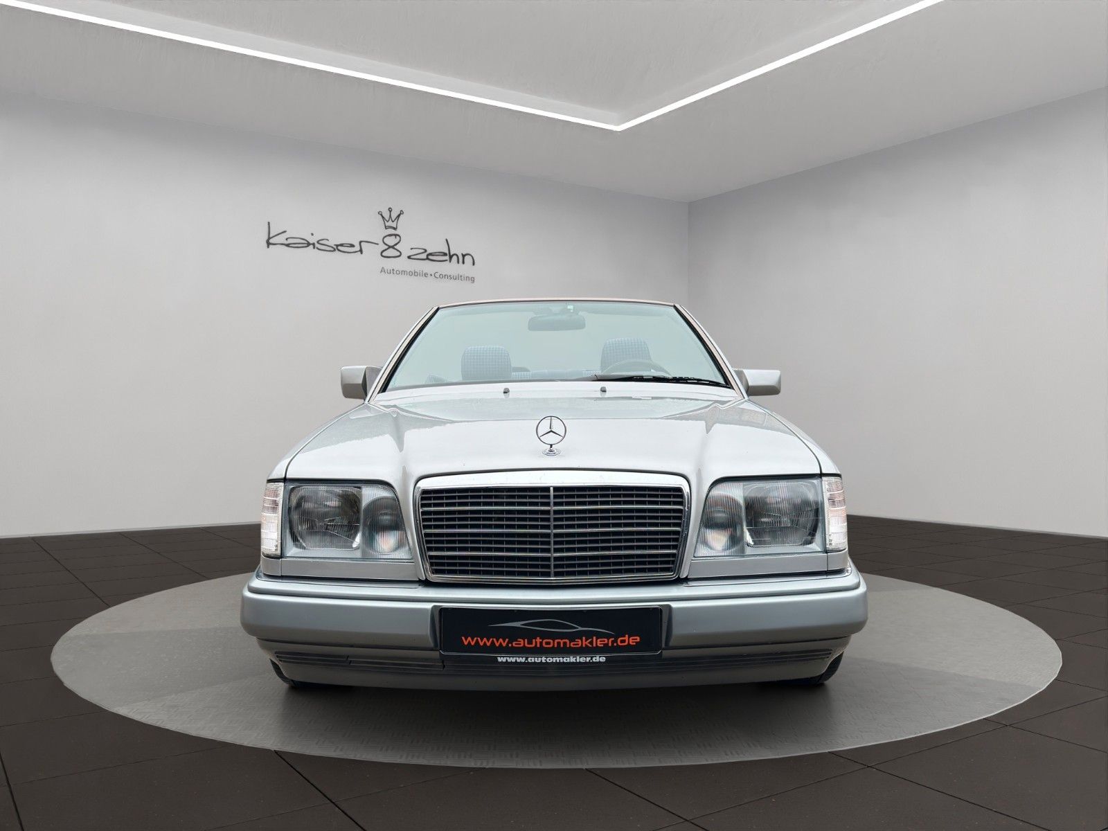 Fahrzeugabbildung Mercedes-Benz E 200 Cabrio A124 Classic Data 3+