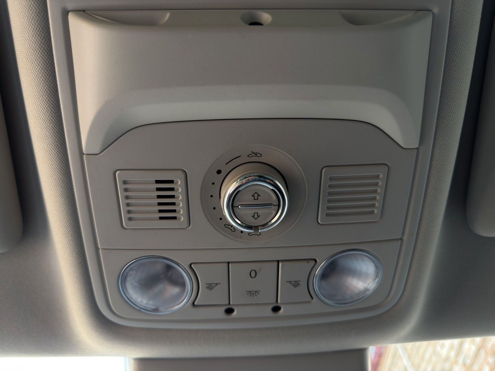 Fahrzeugabbildung Volkswagen Sharan 2.0 TDI Comfortline United *7-Sitzer*