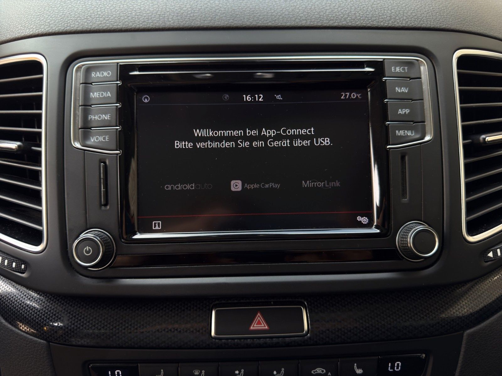 Fahrzeugabbildung Volkswagen Sharan 2.0 TDI Comfortline United *7-Sitzer*
