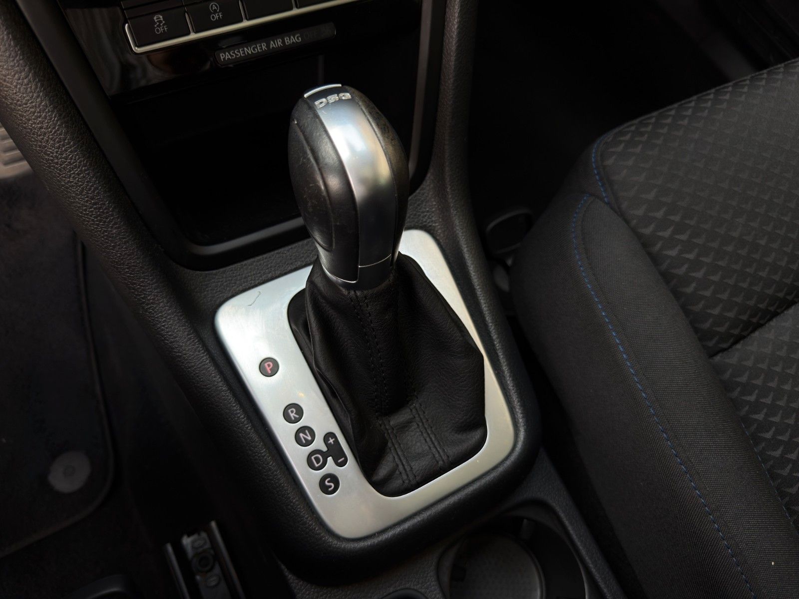 Fahrzeugabbildung Volkswagen Sharan 2.0 TDI Comfortline United *7-Sitzer*