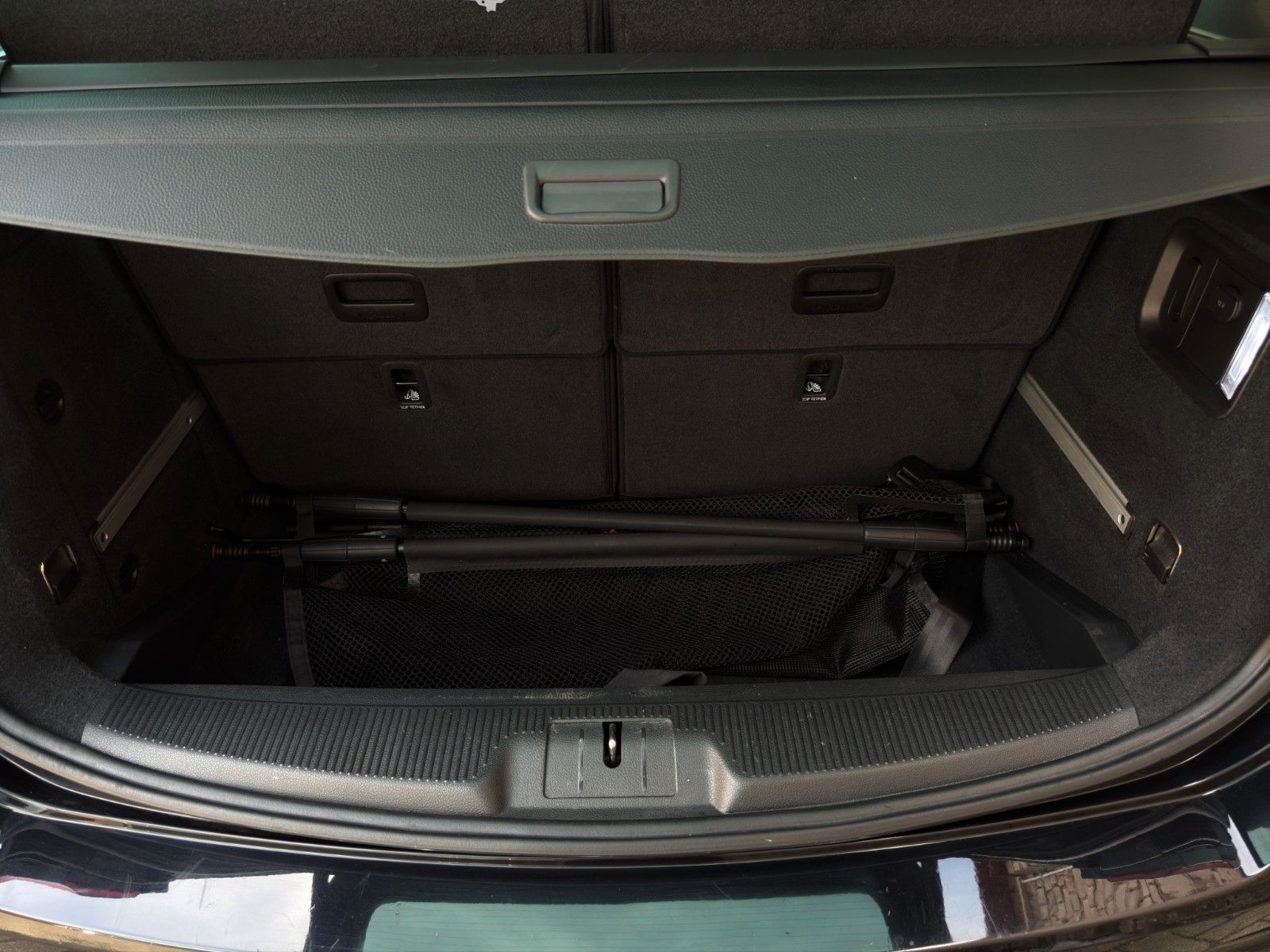 Fahrzeugabbildung Volkswagen Sharan 2.0 TDI Comfortline United *7-Sitzer*