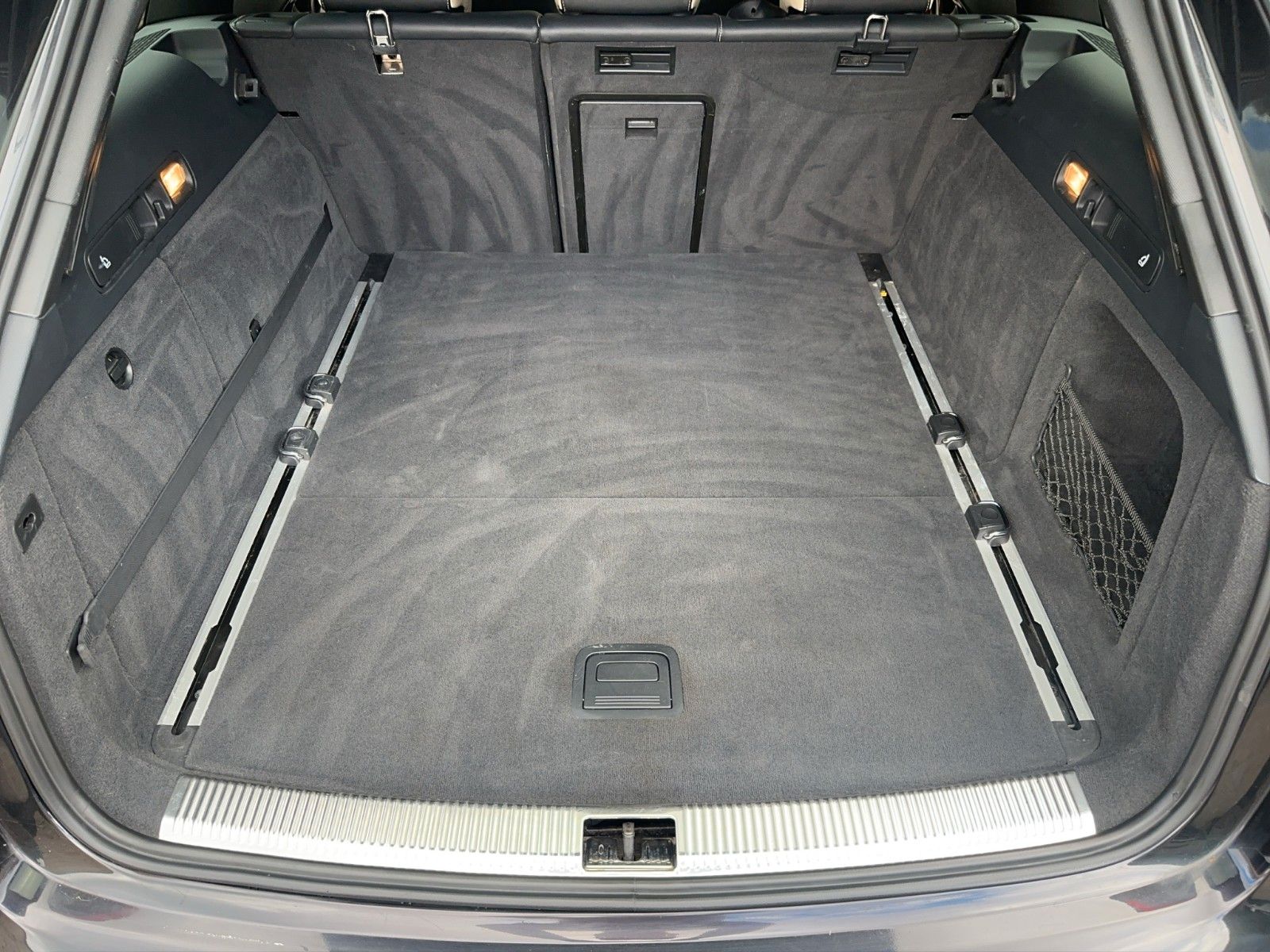 Fahrzeugabbildung Audi RS 6 Avant 4.0 TFSI quattro *Keramikbremse*